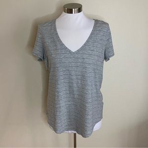 Lululemon v-neck T-Shirt
